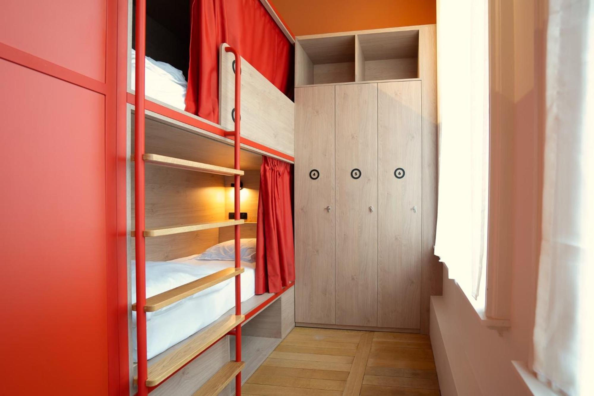 Central Hostel Lille Centre ภายนอก รูปภาพ