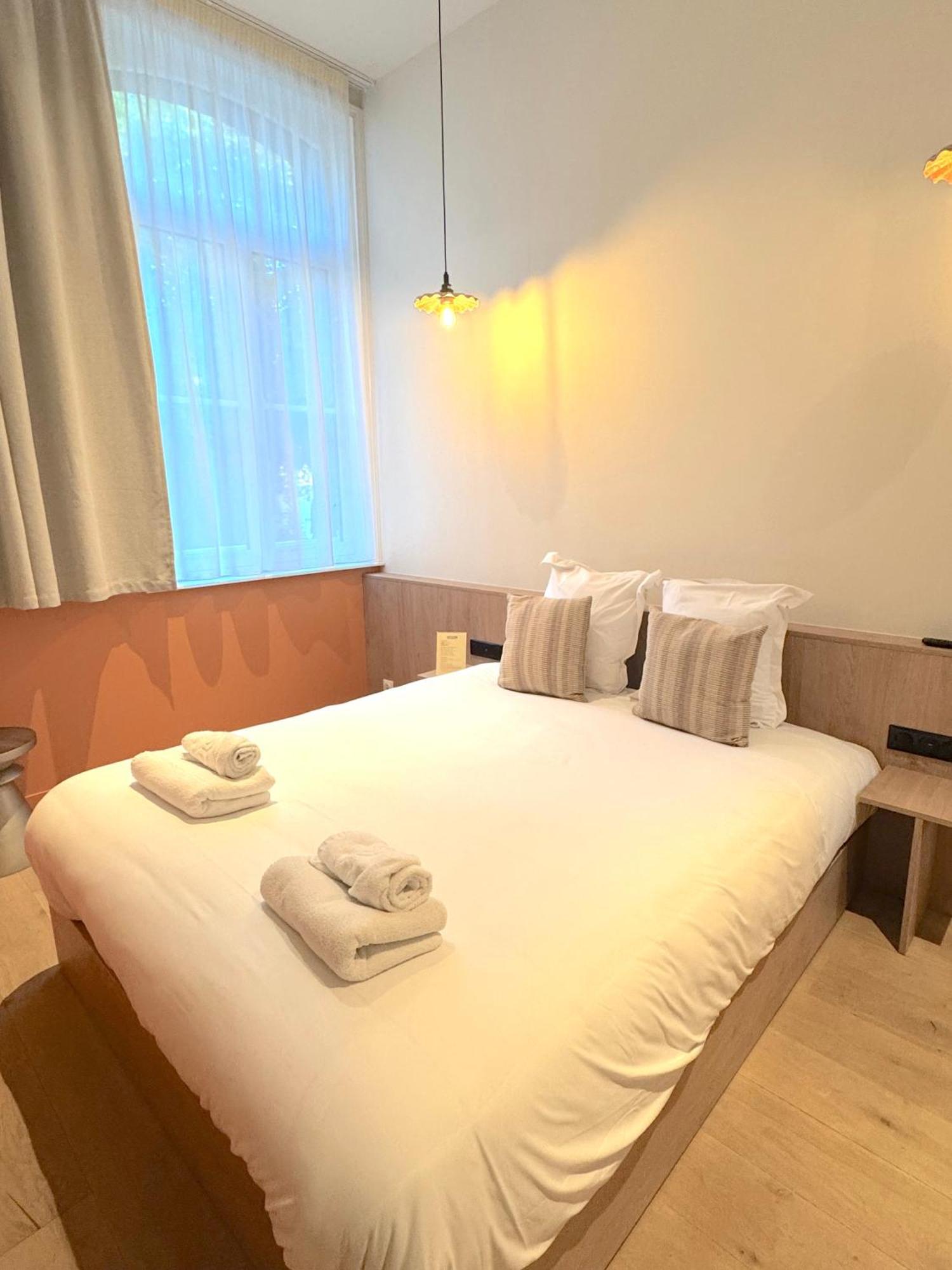 Central Hostel Lille Centre ภายนอก รูปภาพ